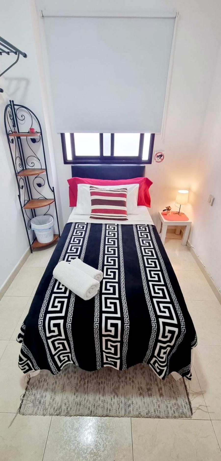 Almar We Go! Habitaciones Privadas En Alcala - Private Rooms - Pieces Privees - In Shared Apartment ภายนอก รูปภาพ